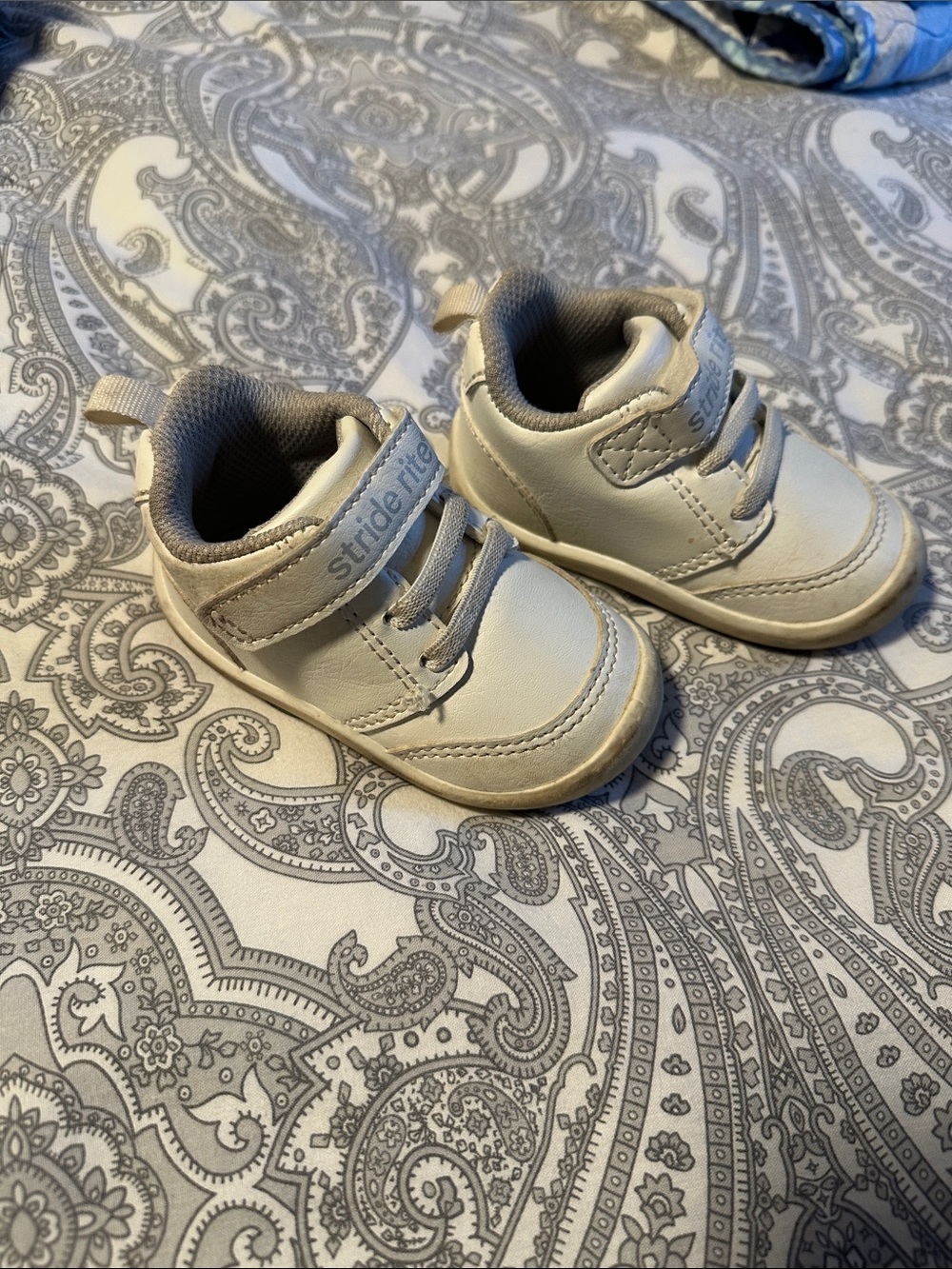 Stride Rite Cream Toddler Walker Shoes